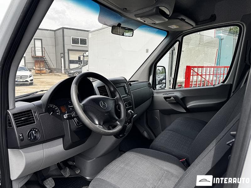Mercedes Sprinter 2018 — Миниатюра 6