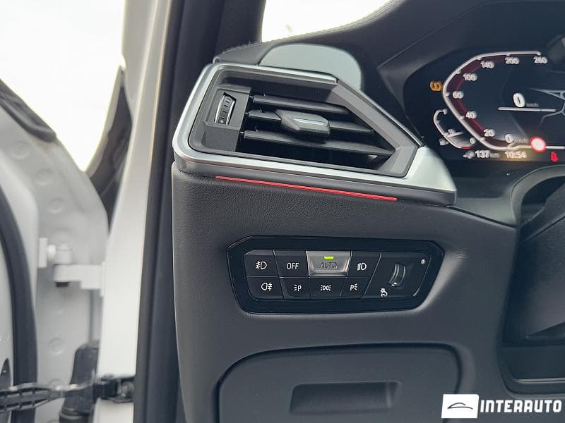 BMW 330E 2019 — Миниатюра 26