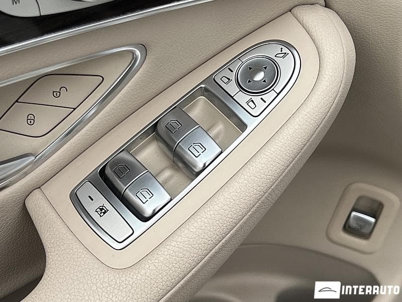 Mercedes GLC 300 2016 — Миниатюра 21