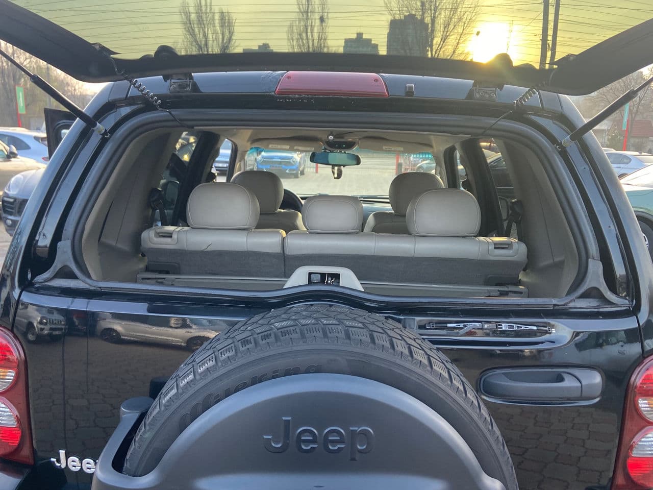 Jeep Cherokee 2005 — Миниатюра 15