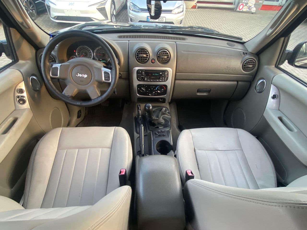Jeep Cherokee 2005 — Миниатюра 7