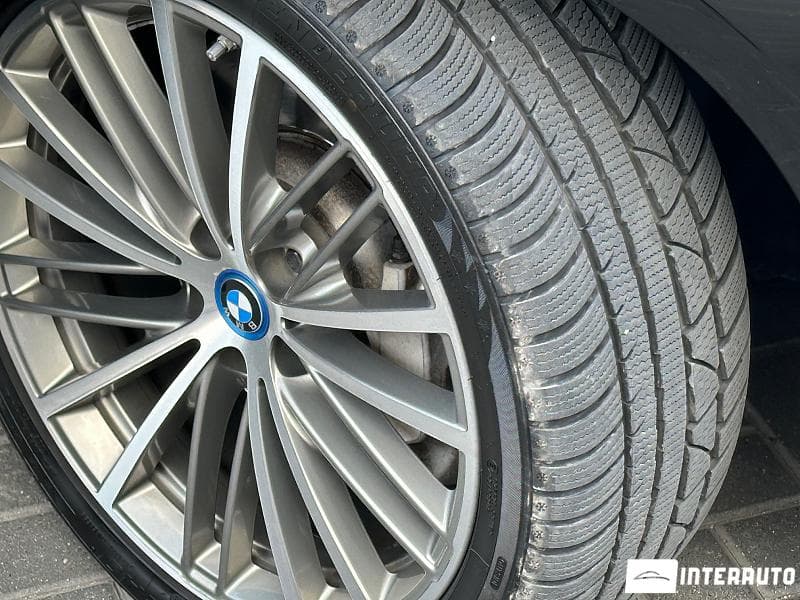 BMW 530e 2018 — Миниатюра 17