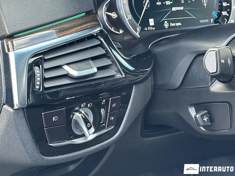BMW 530e 2018 — Миниатюра 19