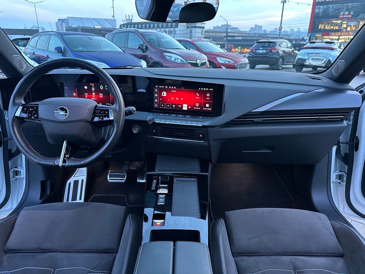 Opel Astra 2022 — Миниатюра 6
