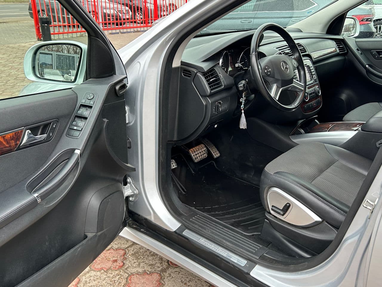 Mercedes R 280 2008 — Миниатюра 5