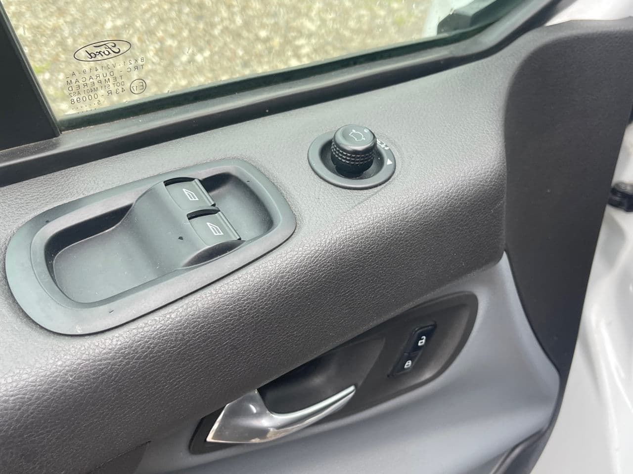 Ford Transit 2015 — Миниатюра 5