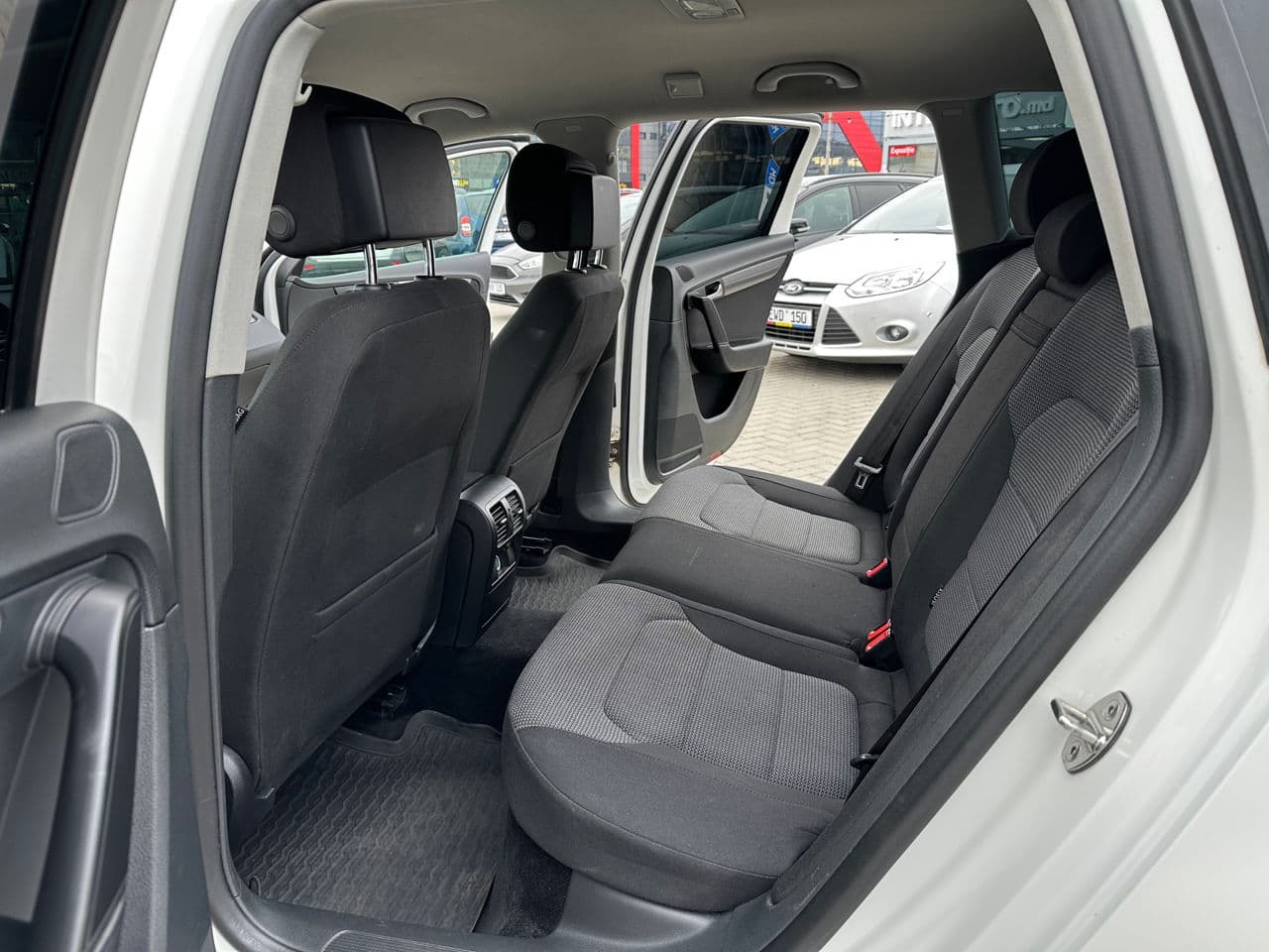 Volkswagen Passat 2014 — Миниатюра 12