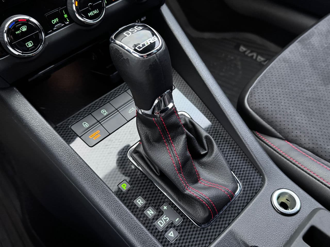 2017 Skoda Octavia RS — Miniatură 11