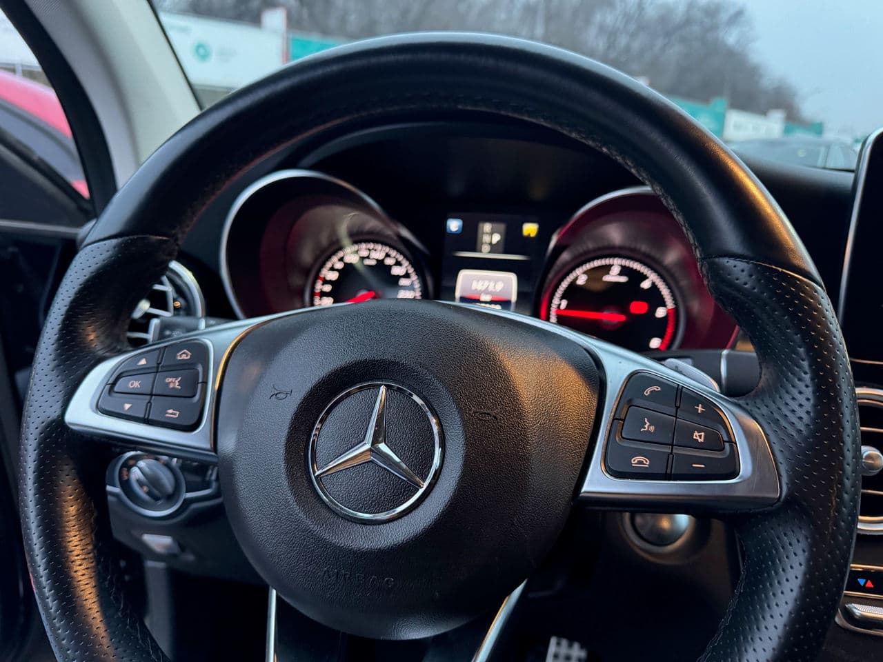 Mercedes GLC 250d 2018 — Миниатюра 12