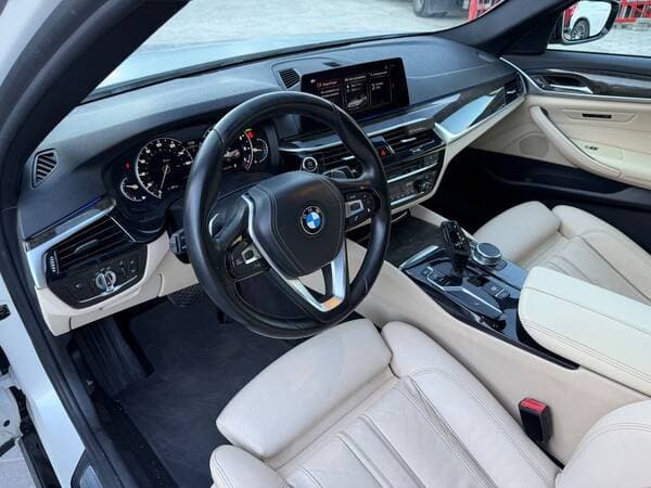 2017 BMW 540 — Miniatură 6