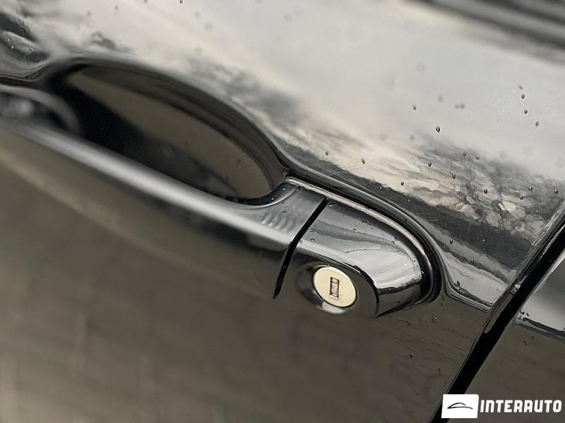 BMW 330E 2015 — Миниатюра 5
