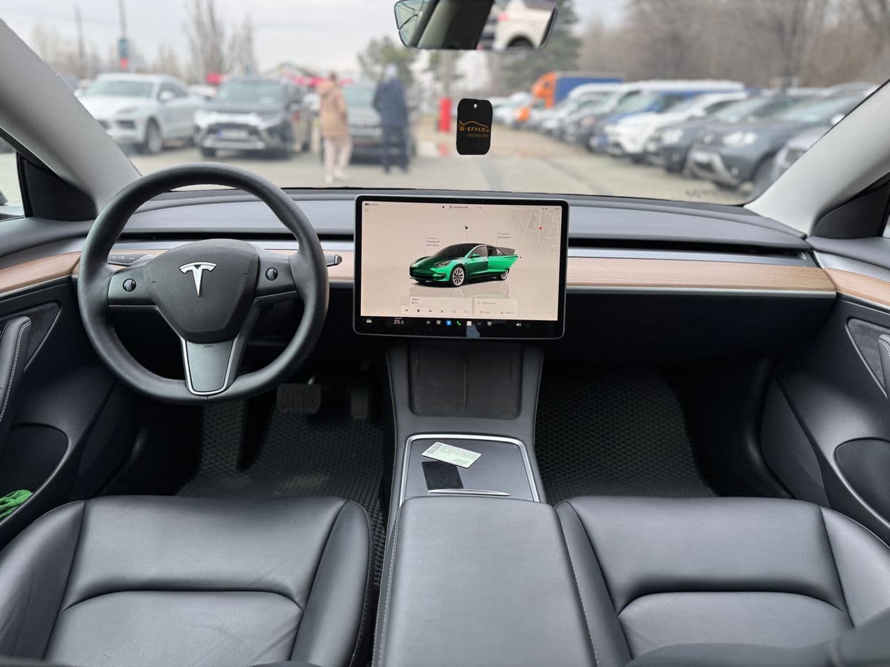 Tesla Model 3 2023 — Миниатюра 14