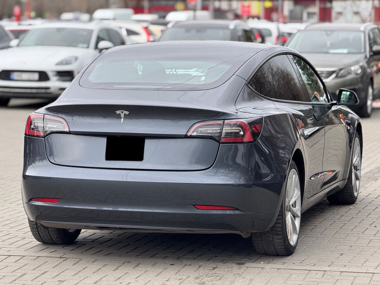 Tesla Model 3 2023 — Миниатюра 4