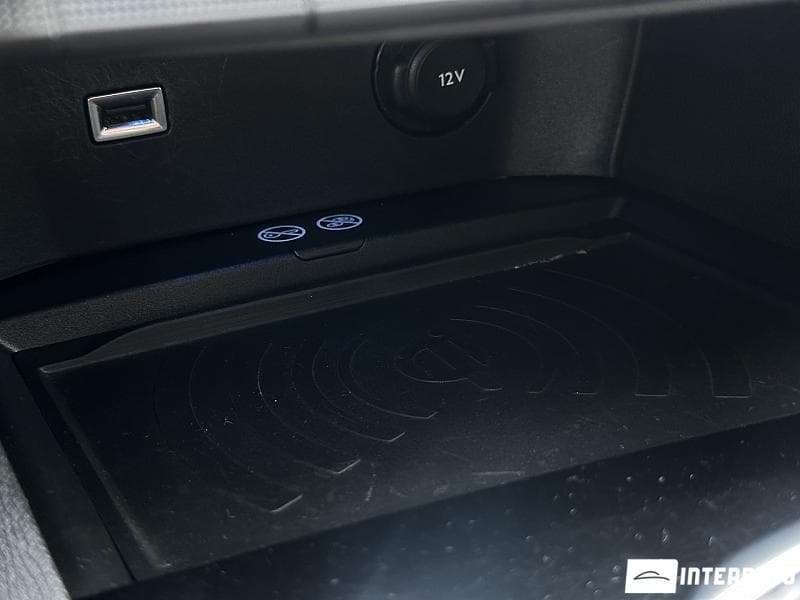 Peugeot 3008 2018 — Миниатюра 12