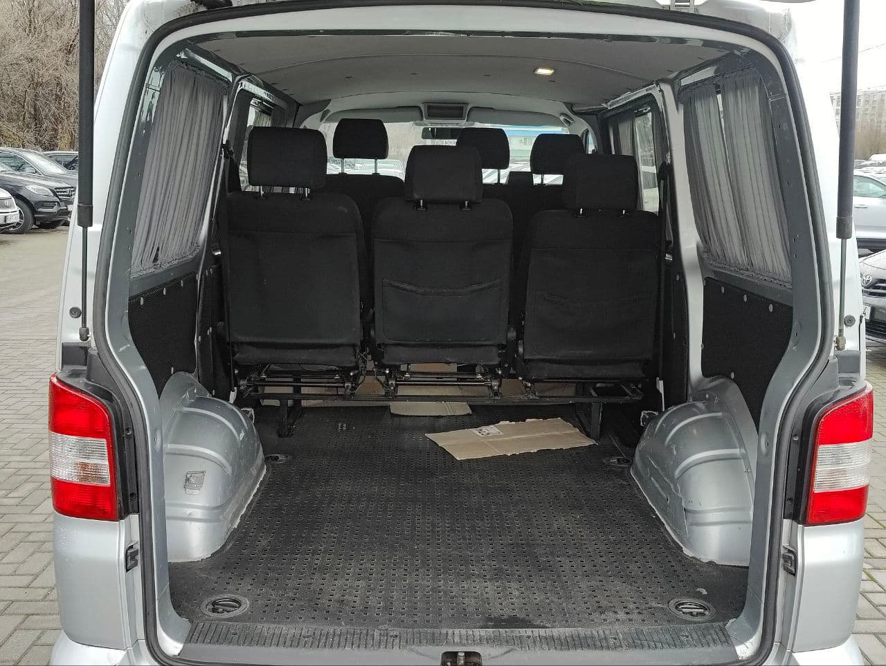 Volkswagen Transporter 2010 — Миниатюра 5