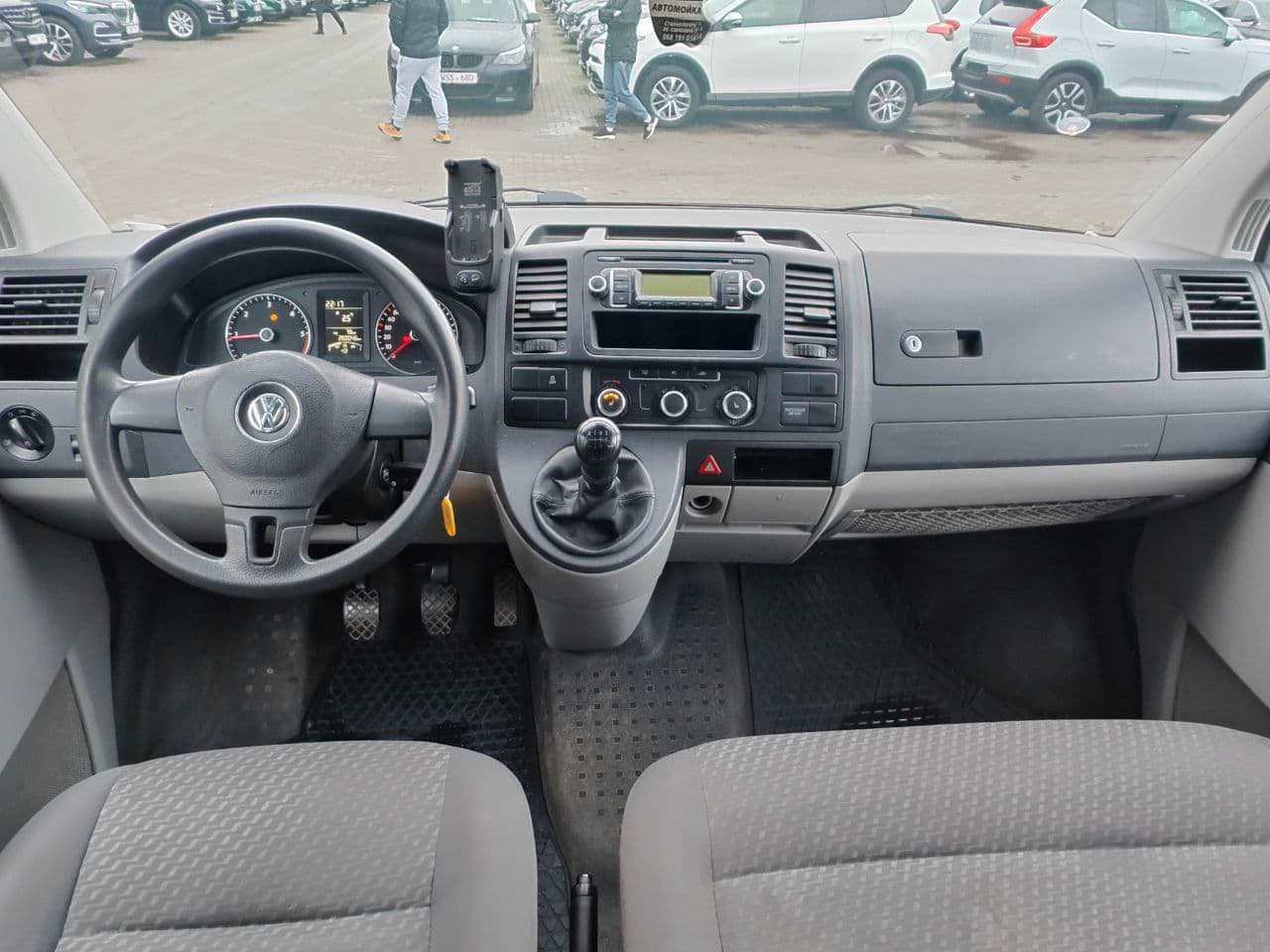 Volkswagen Transporter 2010 — Миниатюра 7