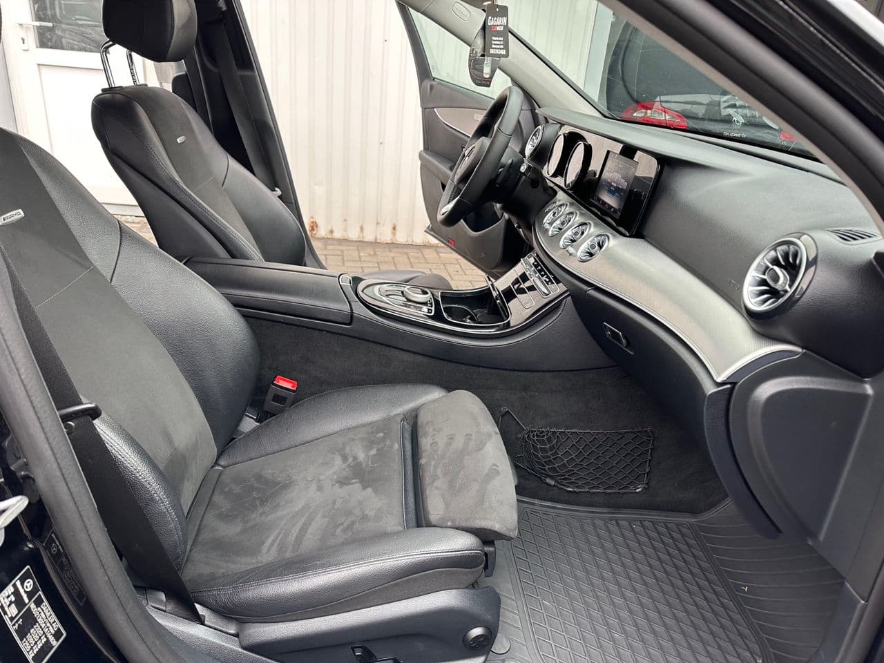 Mercedes E 220 2016 — Миниатюра 5