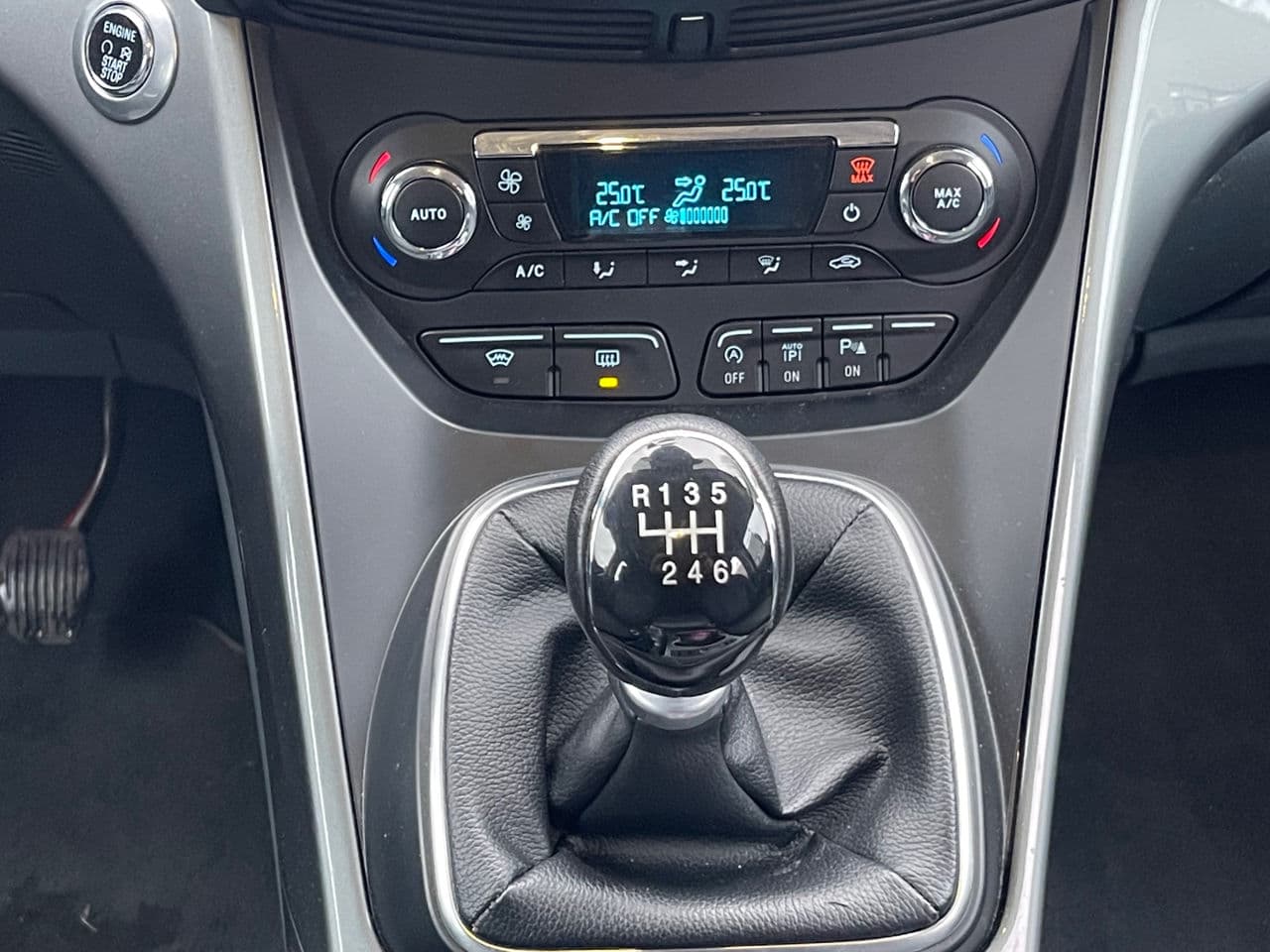 Ford C-MAX 2014 — Миниатюра 12