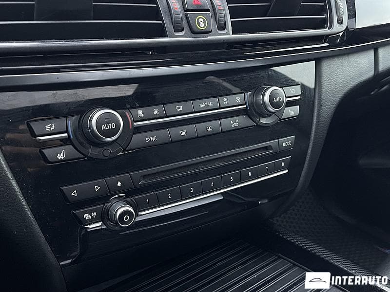 BMW X5 4.0e 2018 — Миниатюра 12
