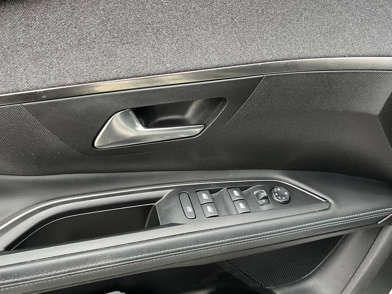 Peugeot 5008 2020 — Миниатюра 5