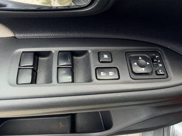 2015 Mitsubishi Outlander — Miniatură 16