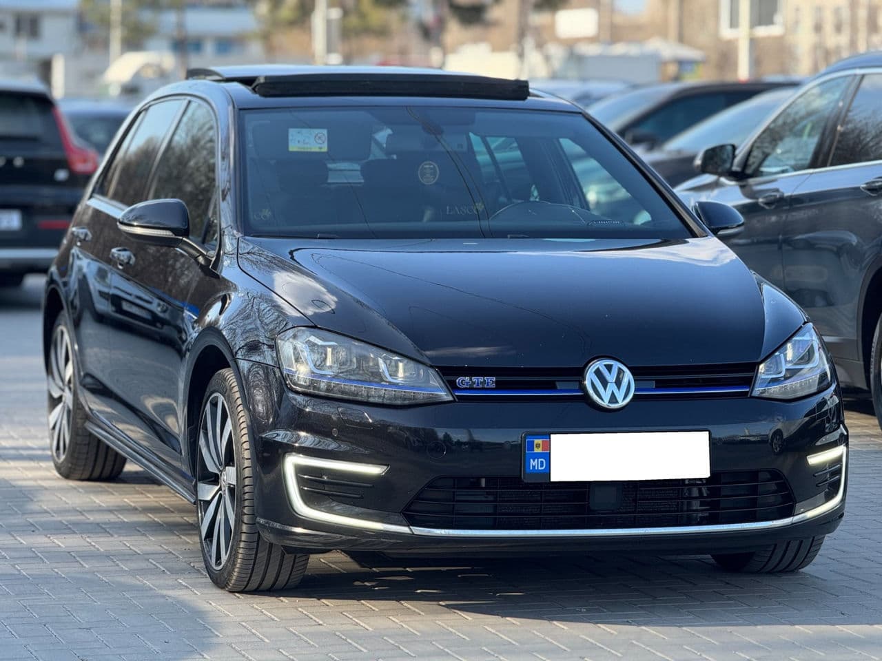 Volkswagen Golf GTE 2015 — Миниатюра 3