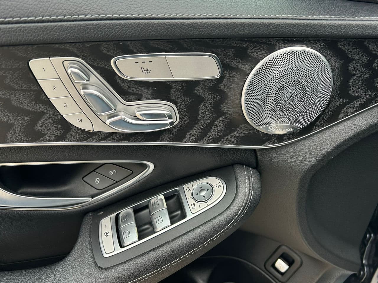 Mercedes C 300 2016 — Миниатюра 8