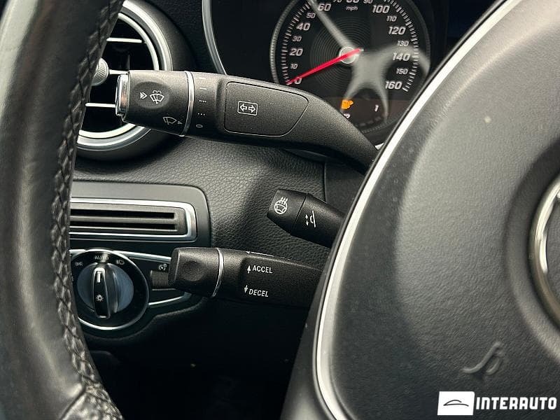 Mercedes C 300 2016 — Миниатюра 11