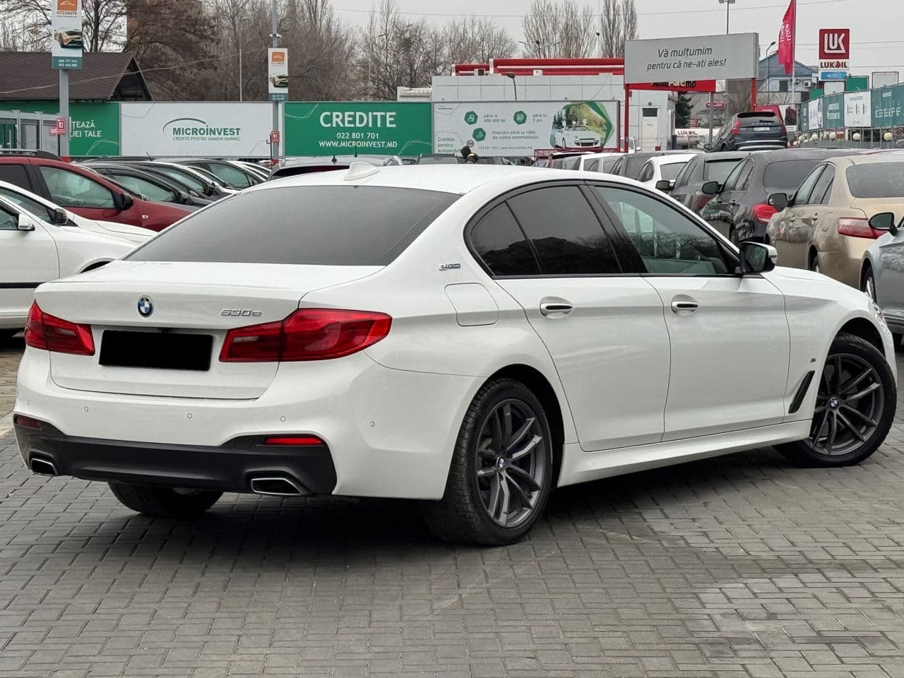 BMW 530e 2018 — Миниатюра 4