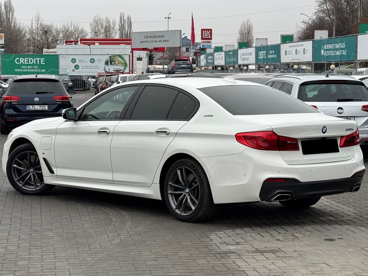 BMW 530e 2018 — Миниатюра 2