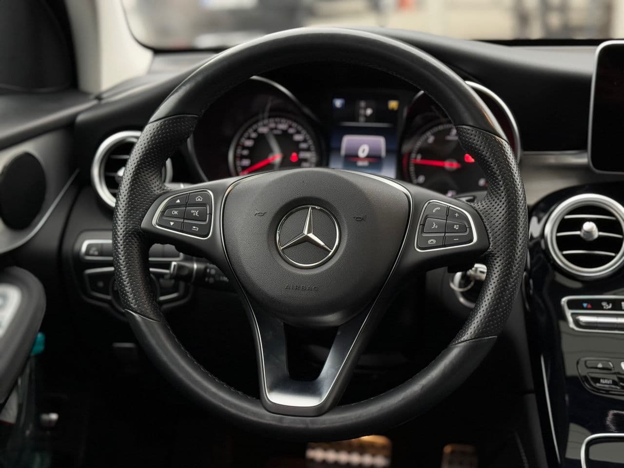 Mercedes GLC 220d Coupe 2017 — Миниатюра 10