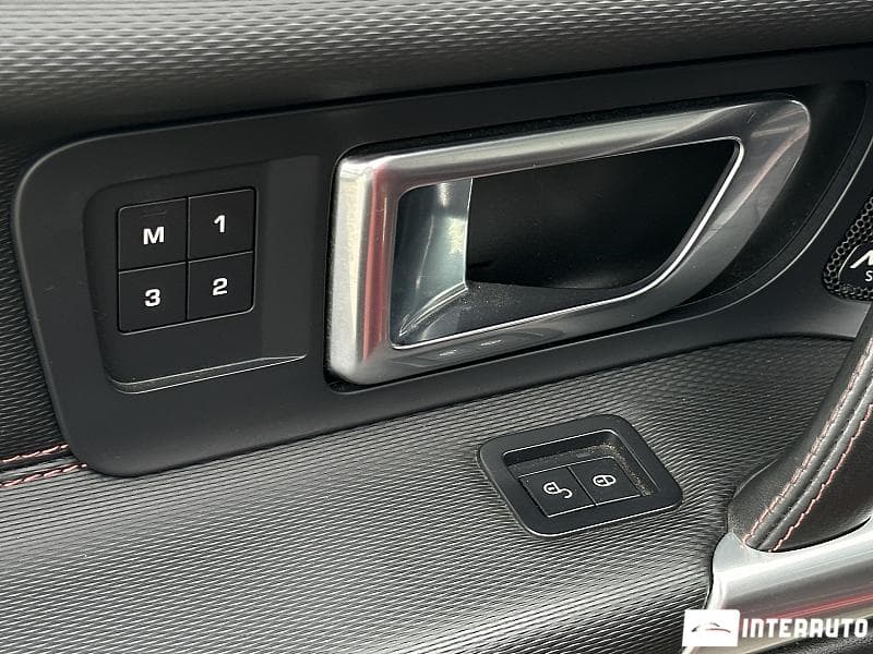 Land Rover Discovery Sport 2017 — Миниатюра 19