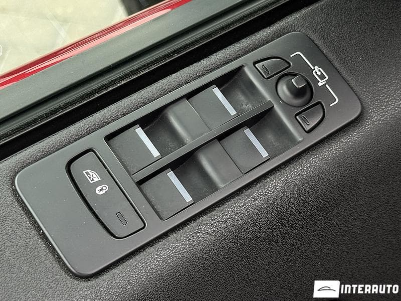 Land Rover Discovery Sport 2017 — Миниатюра 20