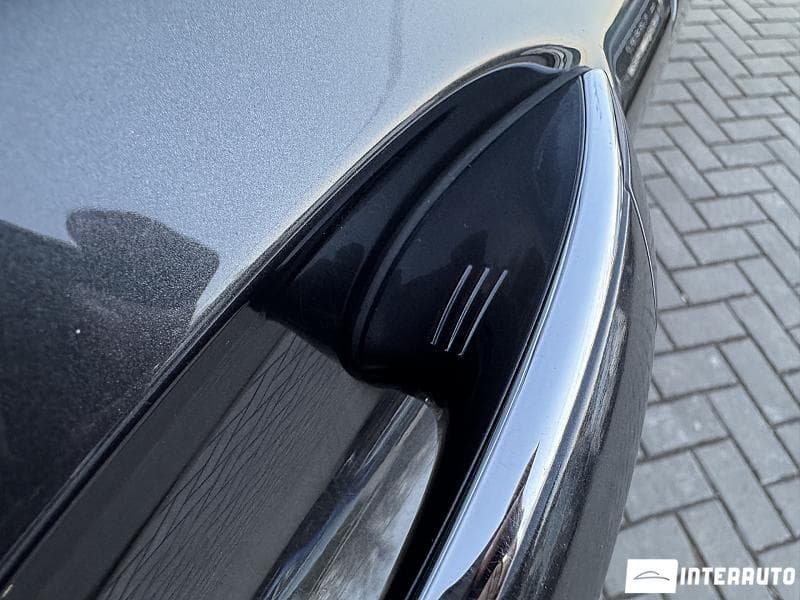 BMW 740e 2018 — Миниатюра 8