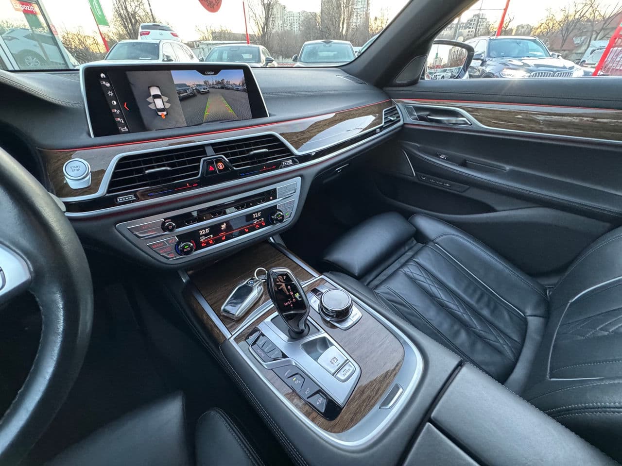 BMW 740e 2018 — Миниатюра 19