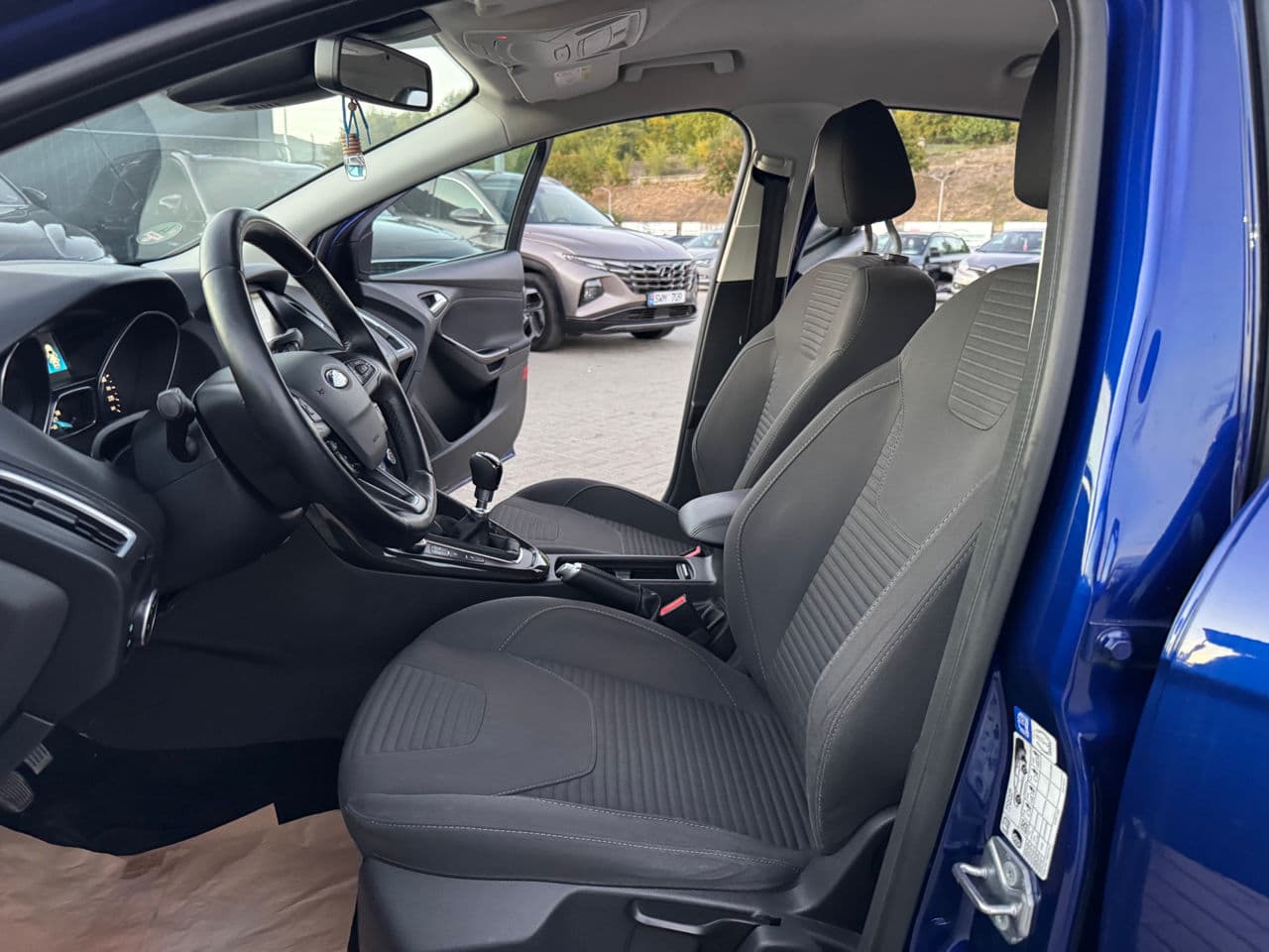 2015 Ford Focus — Miniatură 5