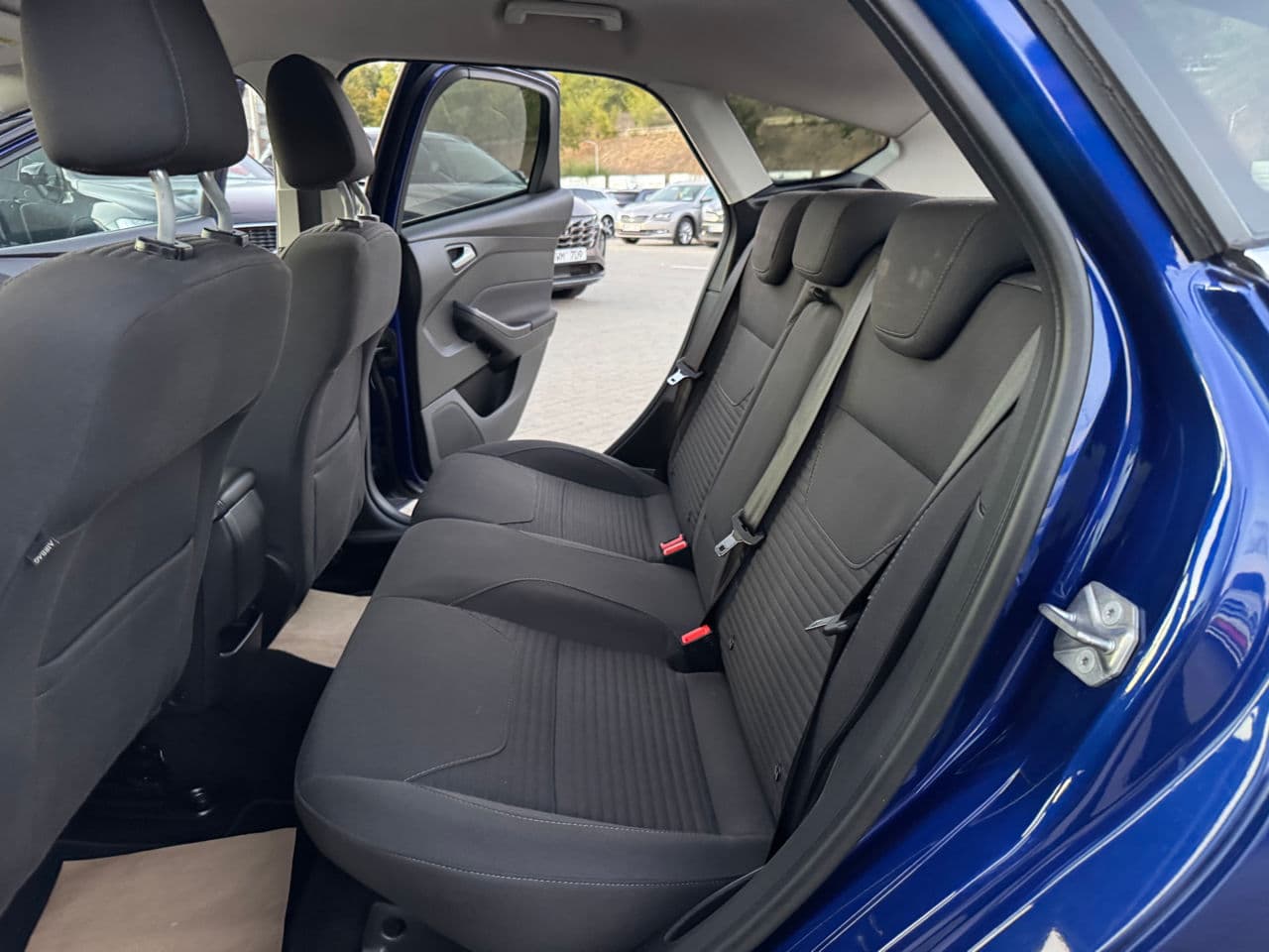 2015 Ford Focus — Miniatură 14