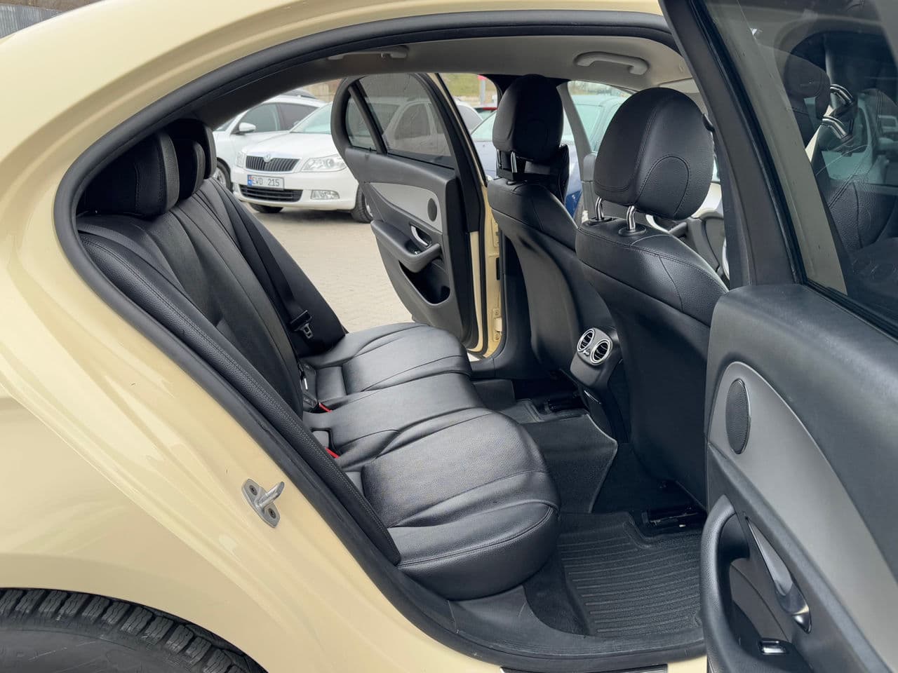 Mercedes E 200 2019 — Миниатюра 13