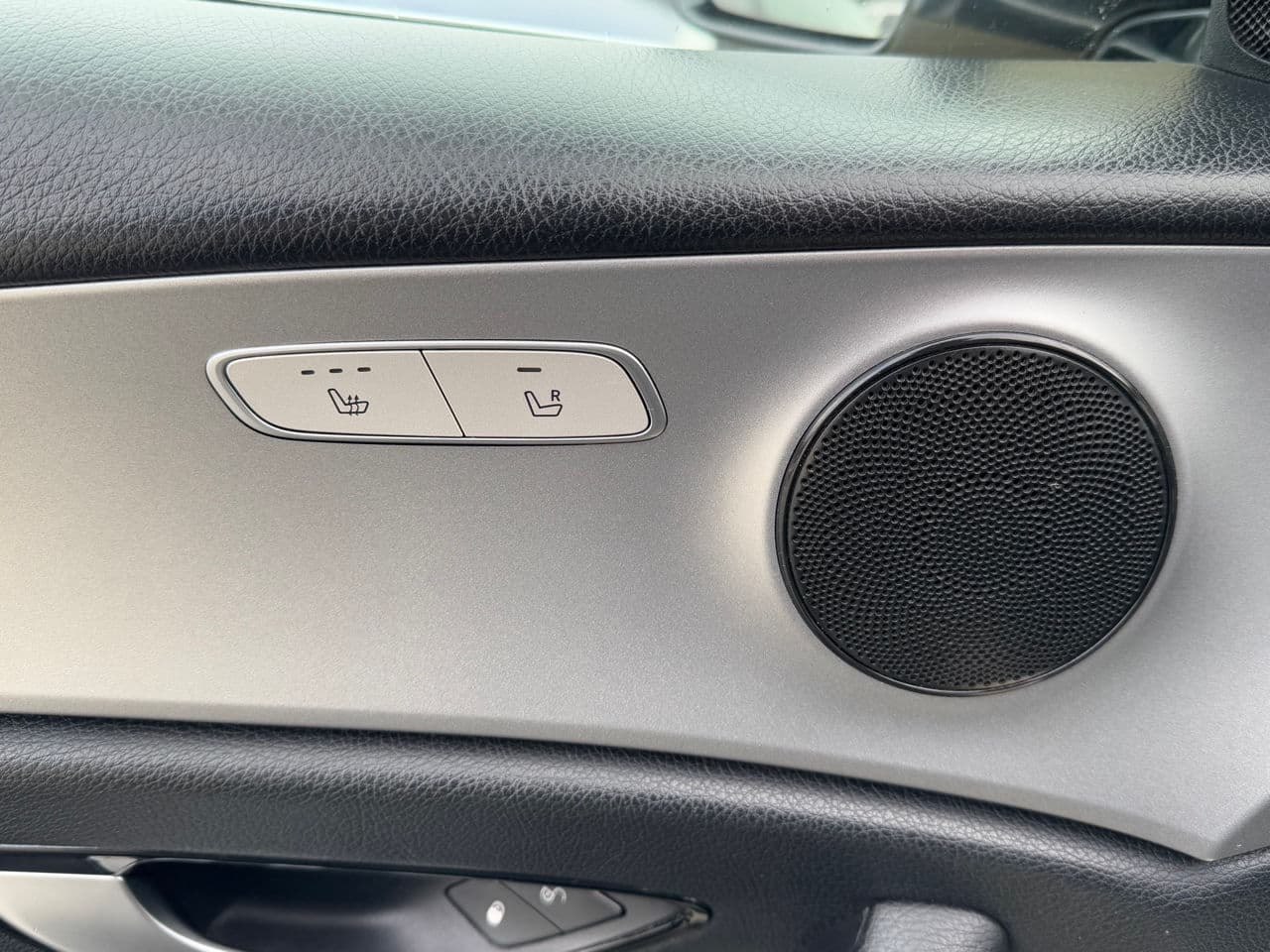 Mercedes E 200 2019 — Миниатюра 17