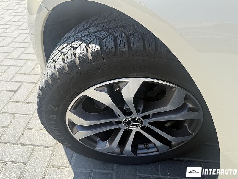 Mercedes E 200 2019 — Миниатюра 15
