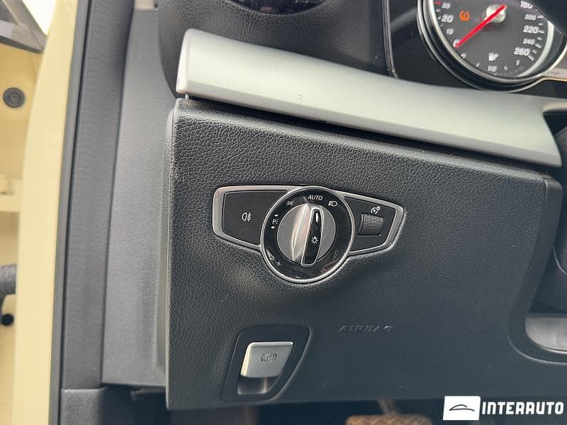 Mercedes E 200 2019 — Миниатюра 18
