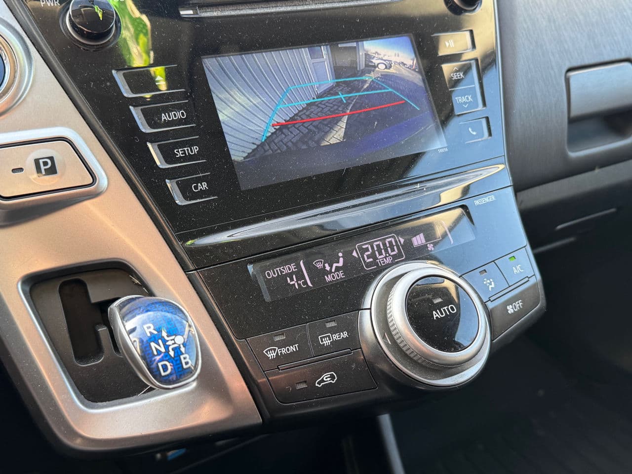 Toyota Prius Plus / V 2016 — Миниатюра 11