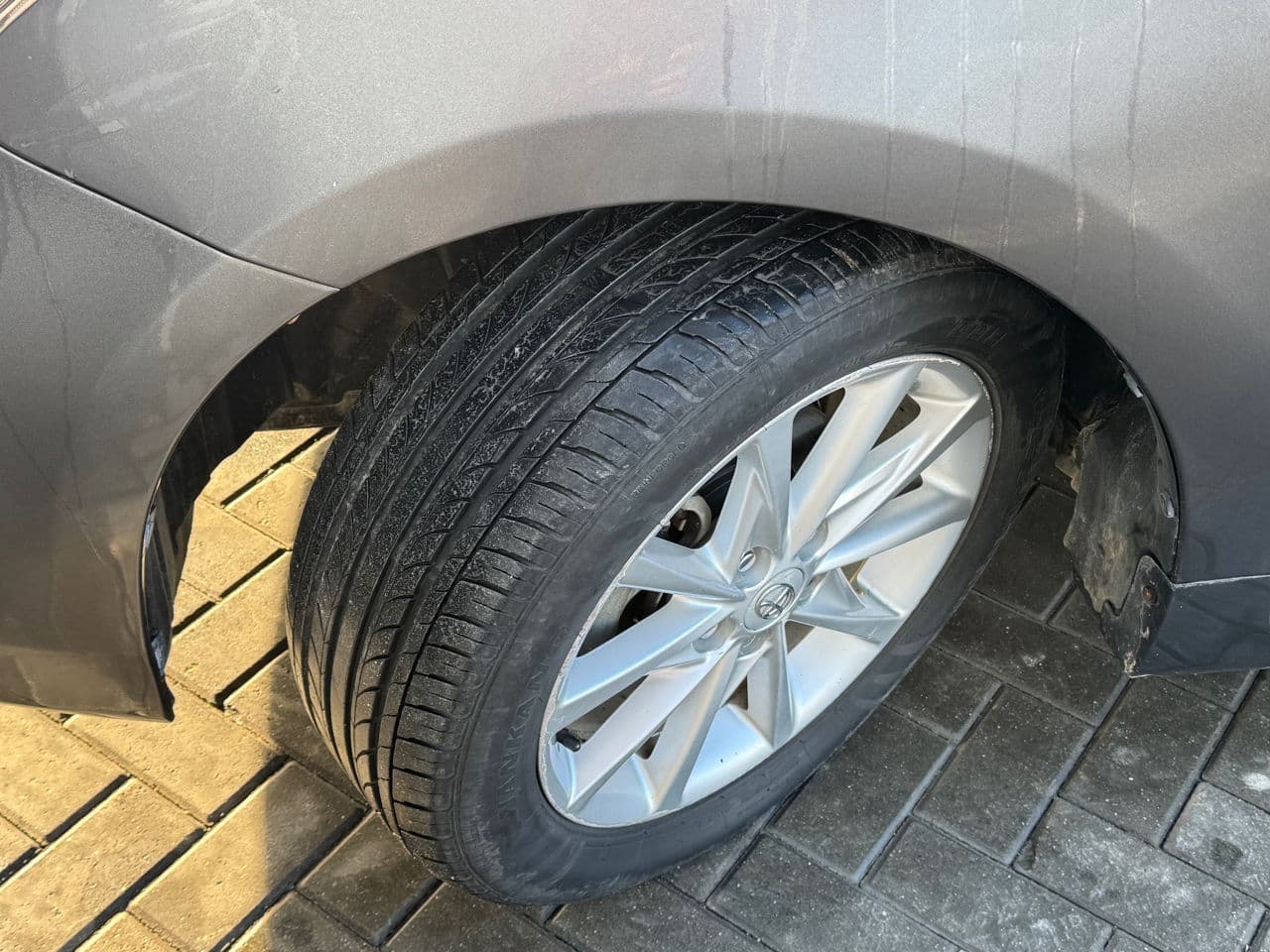 Toyota Prius Plus / V 2016 — Миниатюра 16