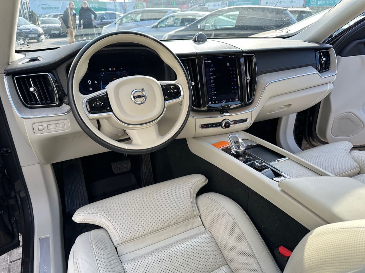 Volvo XC 60 2021 — Миниатюра 7