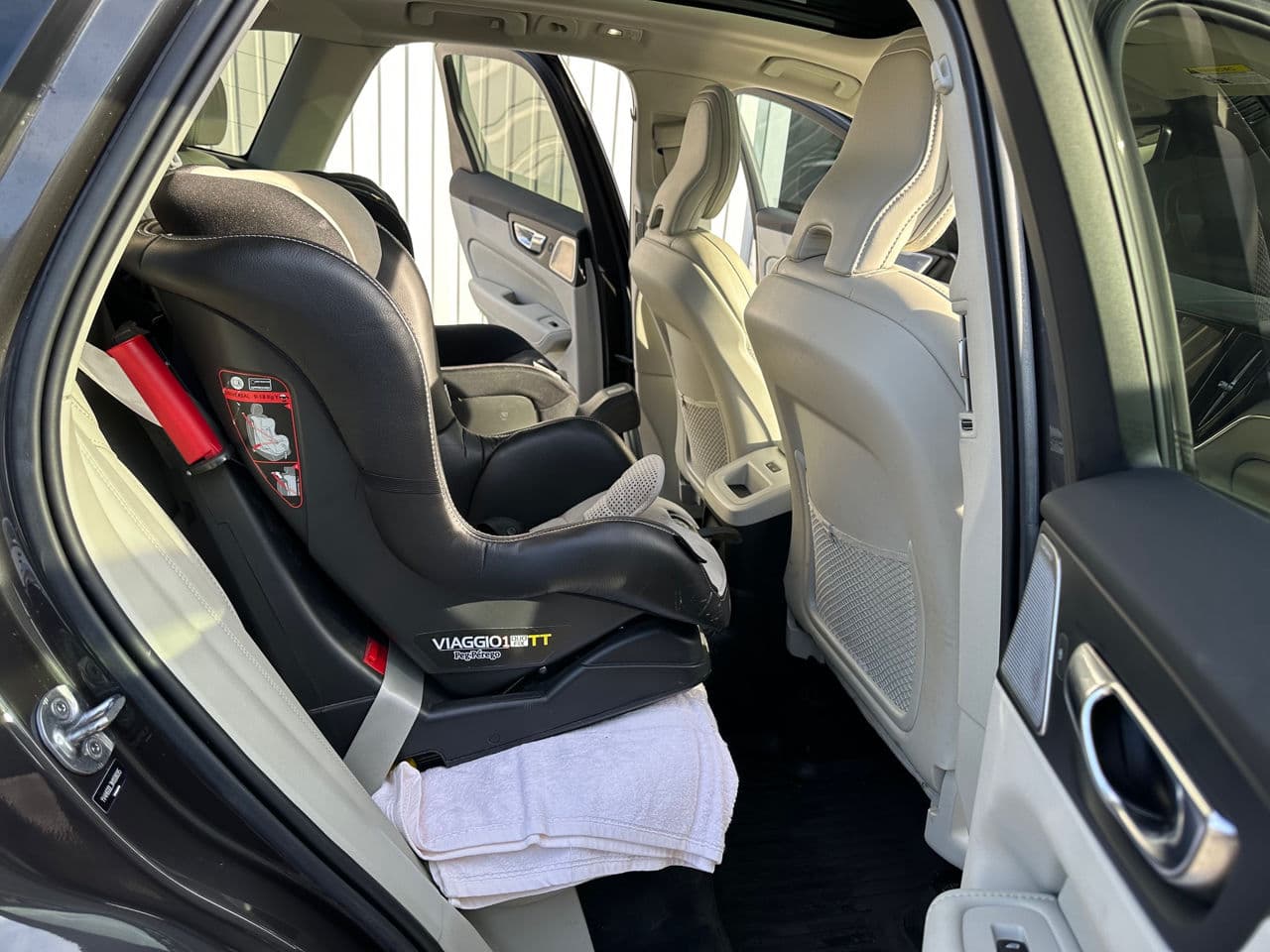Volvo XC 60 2021 — Миниатюра 20