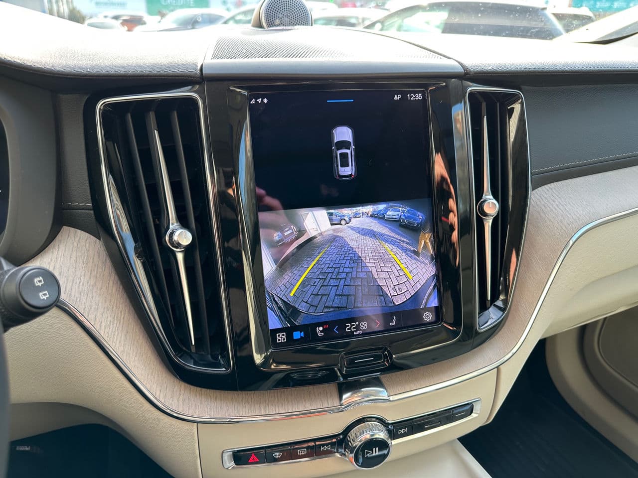 Volvo XC 60 2021 — Миниатюра 11