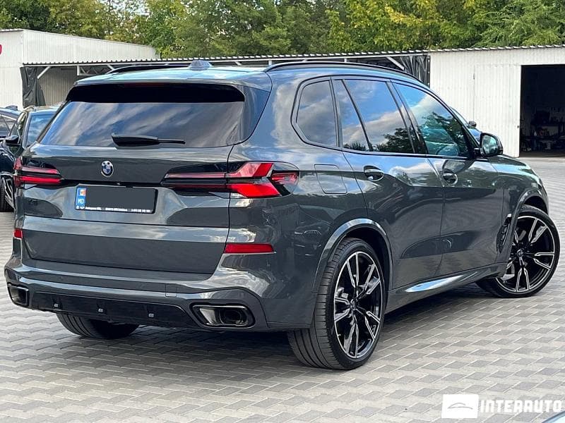 2024 BMW X5 4.0i — Miniatură 2