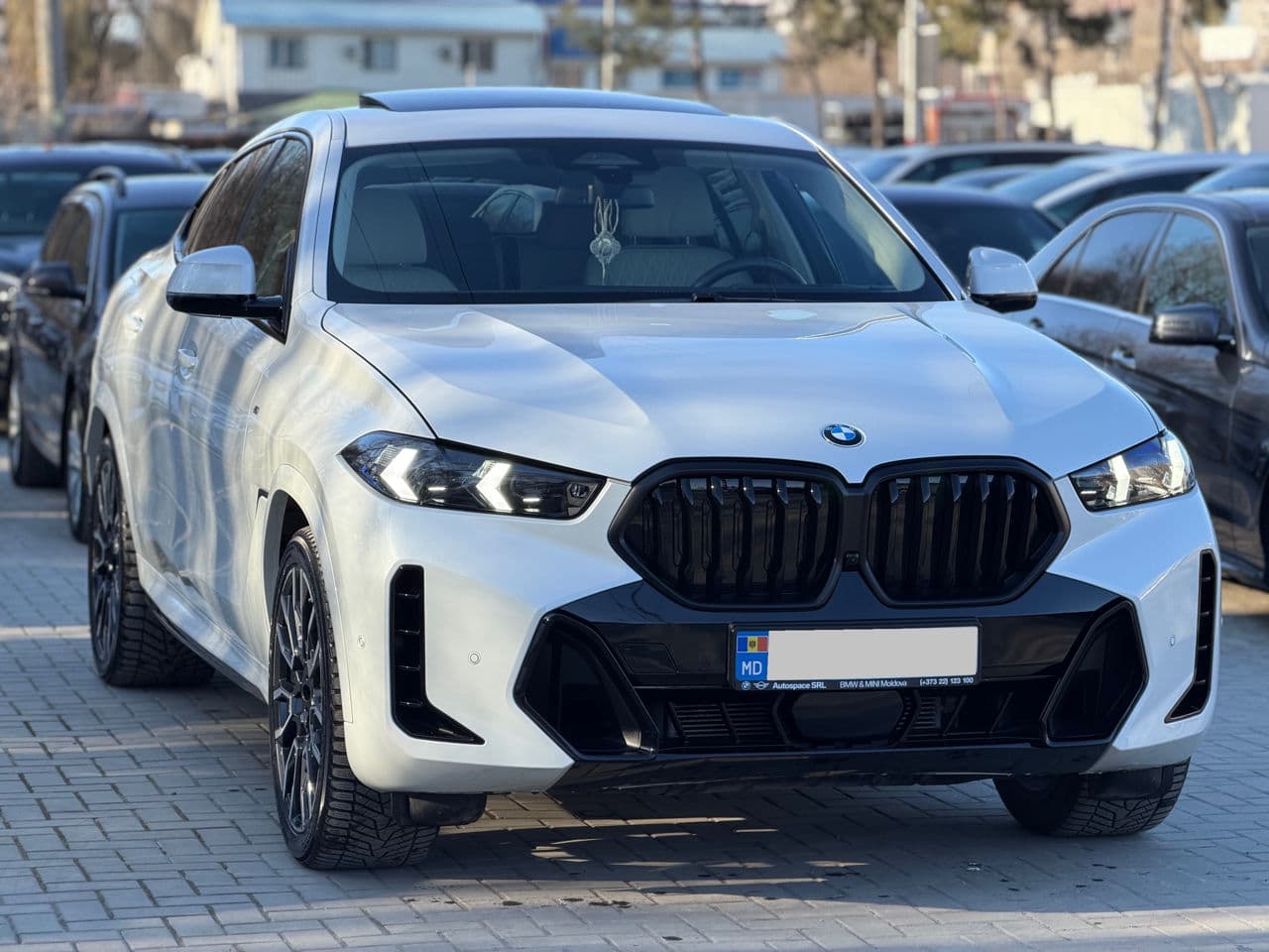 BMW X6 4.0i 2024 — Миниатюра 3