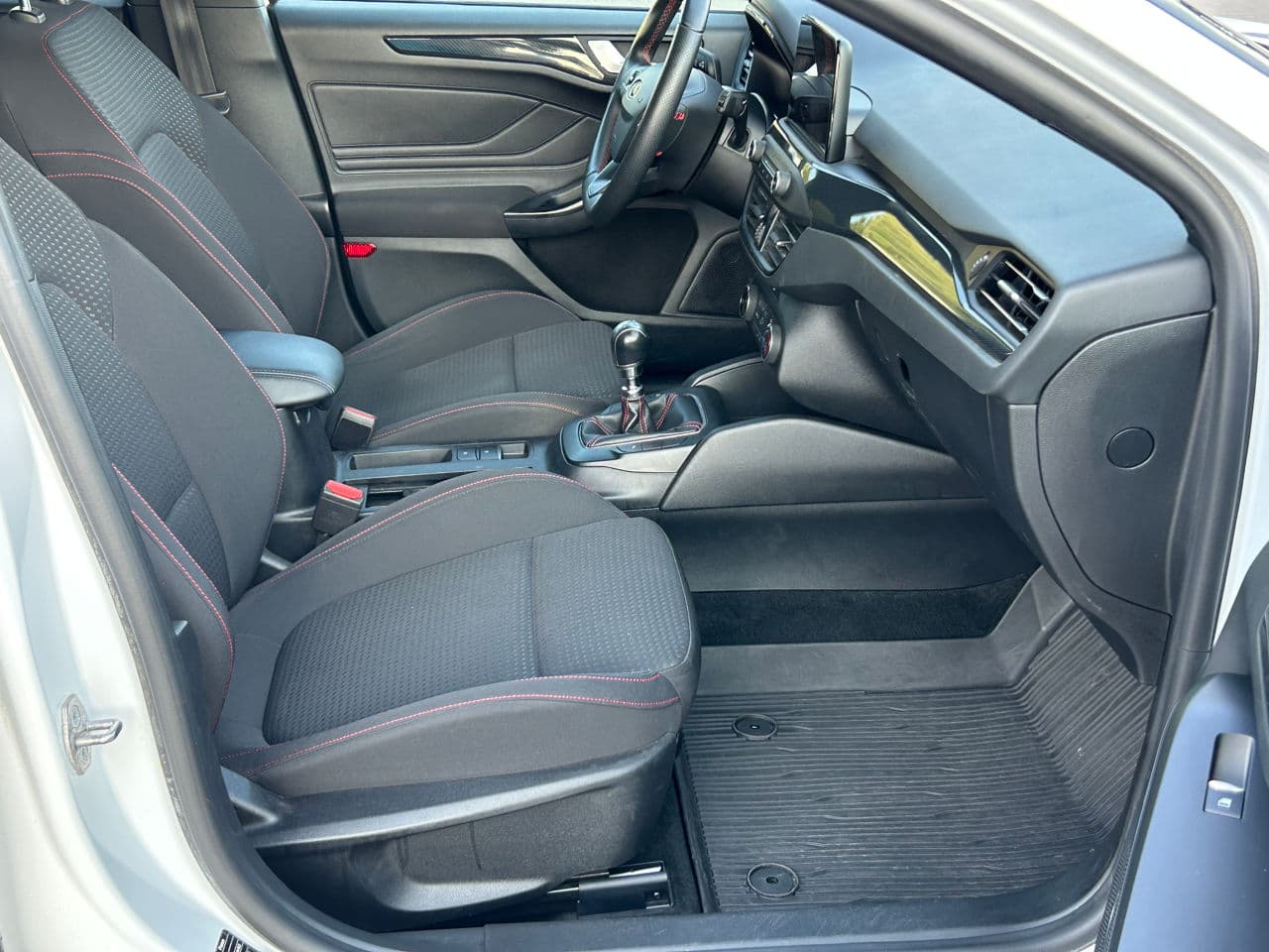 Ford Focus 2019 — Миниатюра 16