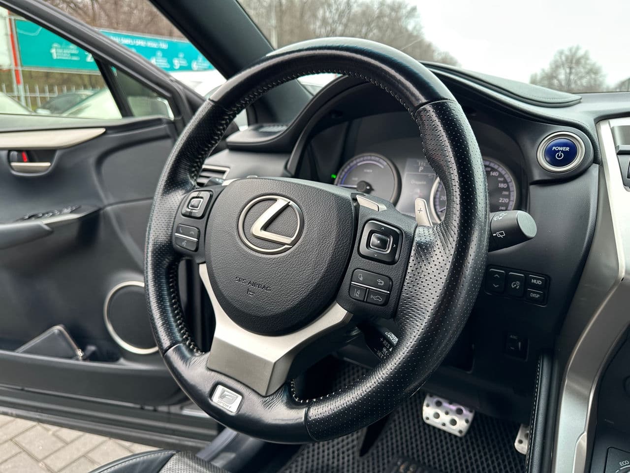 Lexus NX 300H 2015 — Миниатюра 8